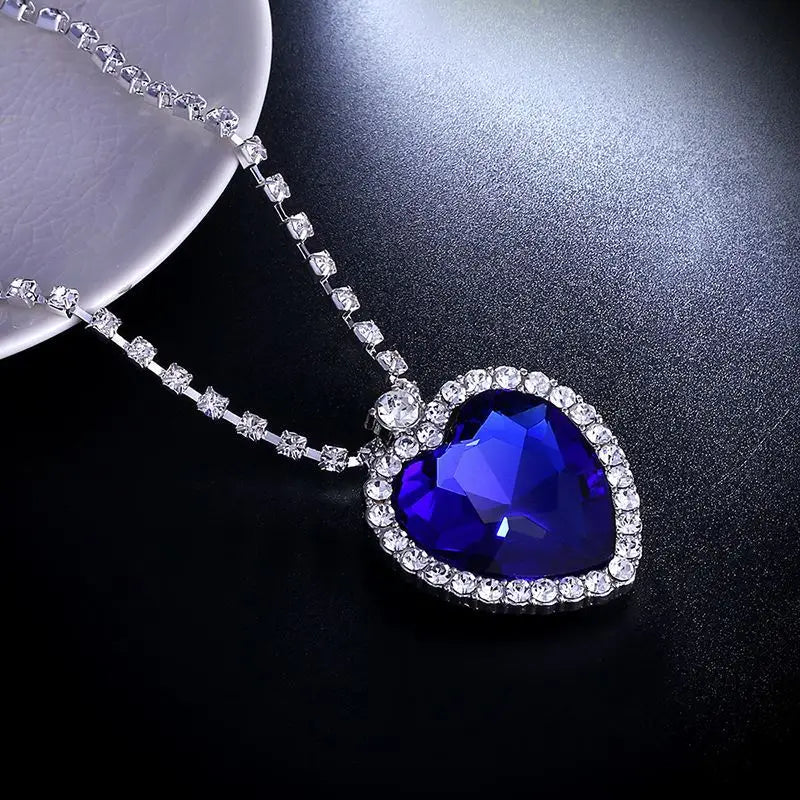 Fashion luxury Wedding Necklace Jewelry for Women Blue Crystal Necklace Titanic Heart of Ocean Love Forever Pendant Necklace