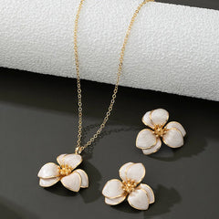 New Trendy Green Enamel Flowers Pendant Necklace for Women Fashion Luxury Girls Lucky Chain Birthday Earring Post Jewelry Gifts