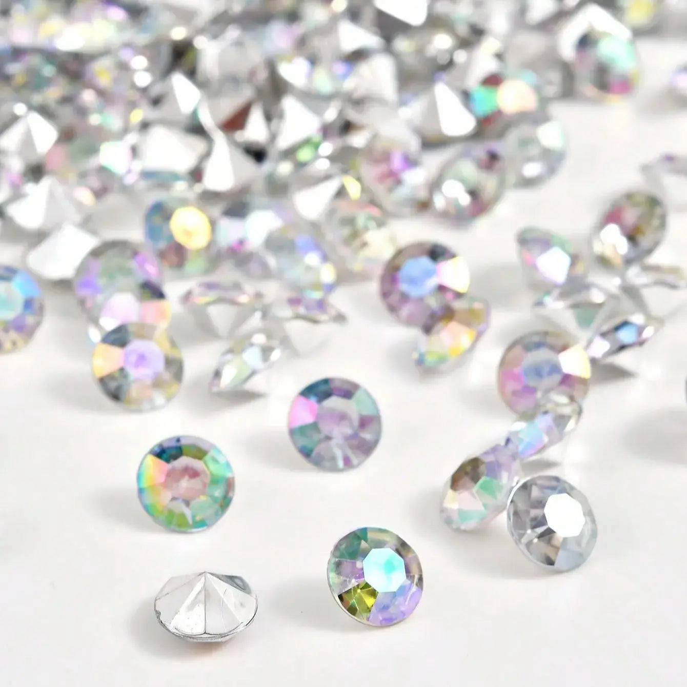 50PCS Diamond Table Acrylic Crystal Scatter Gemstones Are Used to DIY Fill Vases for Birthday Gift Party Table Decorations