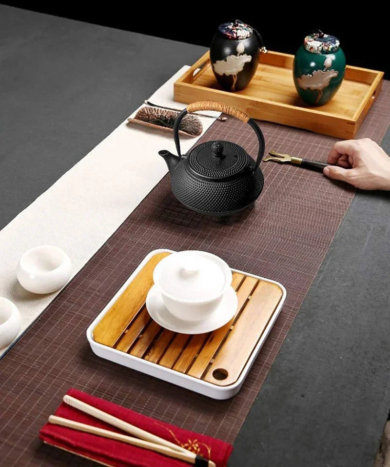 300/900ml Cast Iron Teapot Japanese Tea Kettle for Boiling Water Kitchen Teaware Set Chinese Teapots Tea Ceremony Accessories