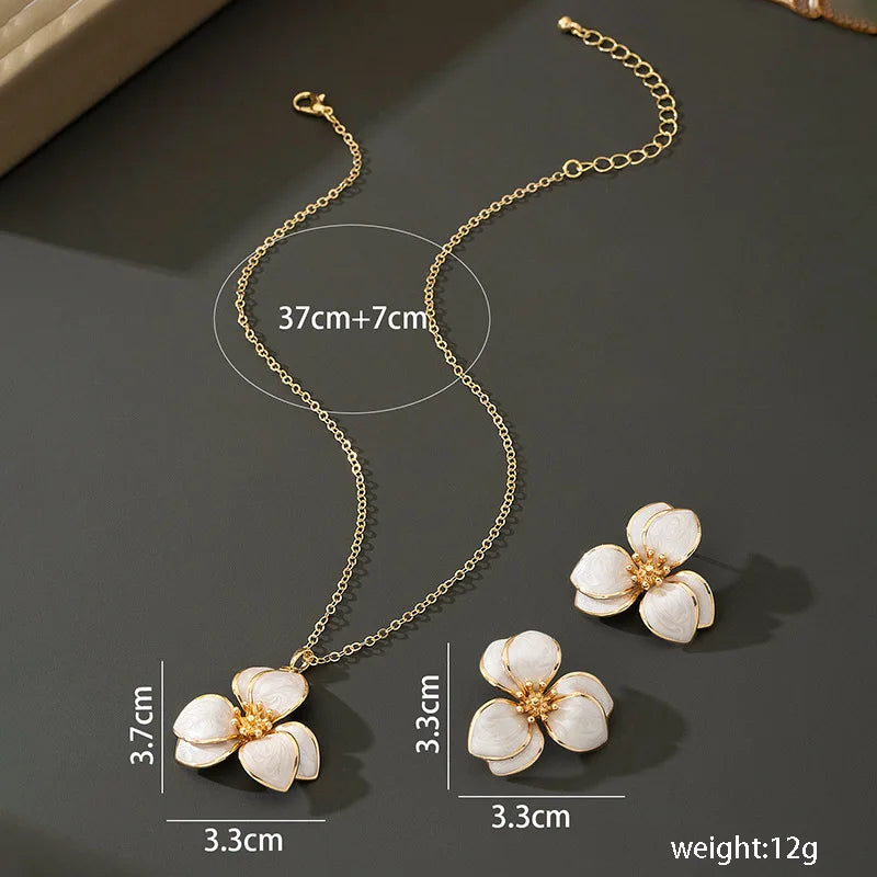 New Trendy Green Enamel Flowers Pendant Necklace for Women Fashion Luxury Girls Lucky Chain Birthday Earring Post Jewelry Gifts
