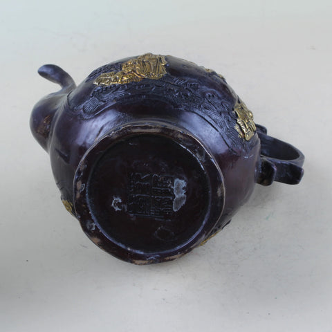 Home Decoration Ornaments Exhibits Chinese Old  Antique Red copper Gilt Old man Child Pattern Teapot Qian Long W Mark