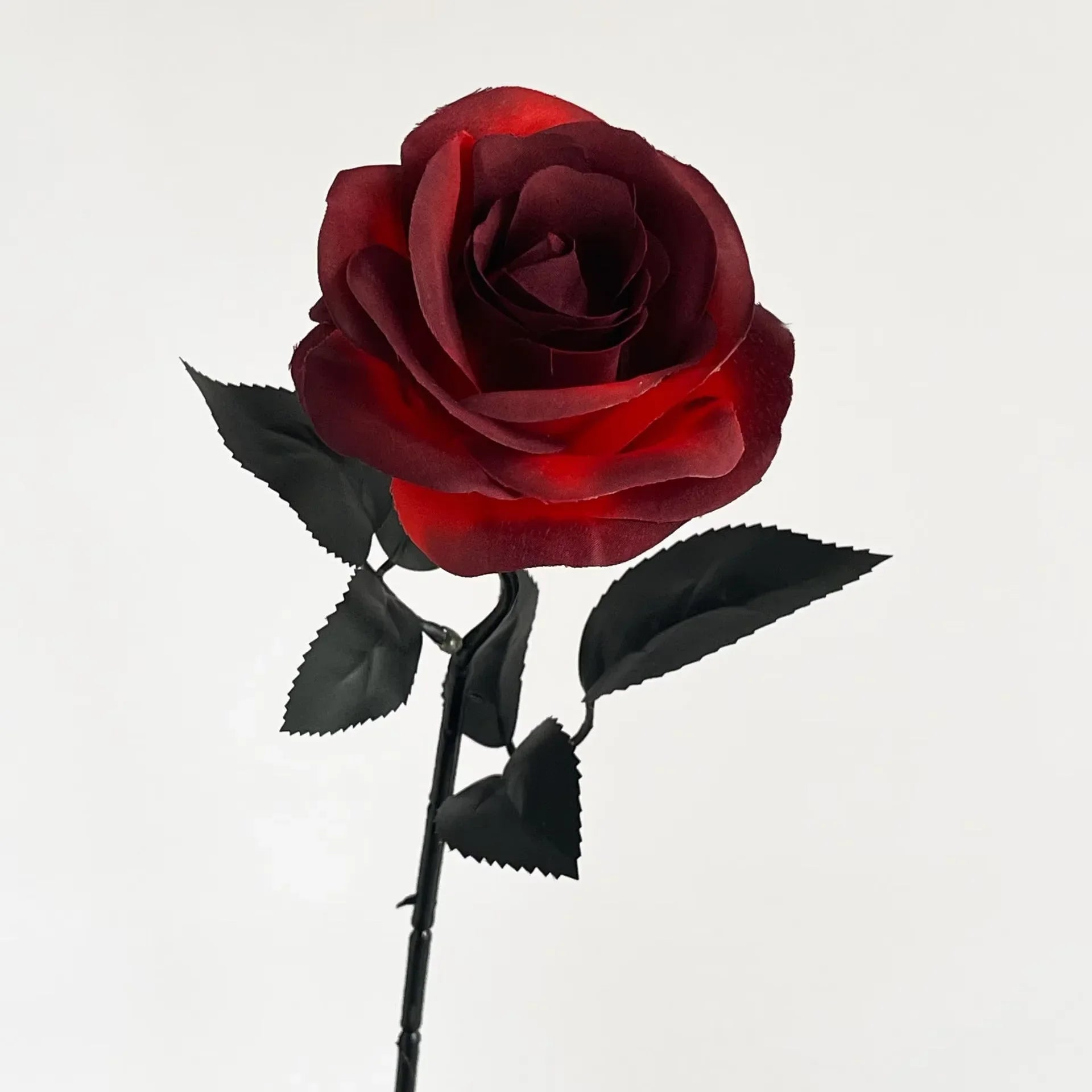 Black Silk Rose Gothic Artificial Flowers Bride Wedding Hand Holding Bouquet for Party Wedding Home Garden DIY Halloween Decor
